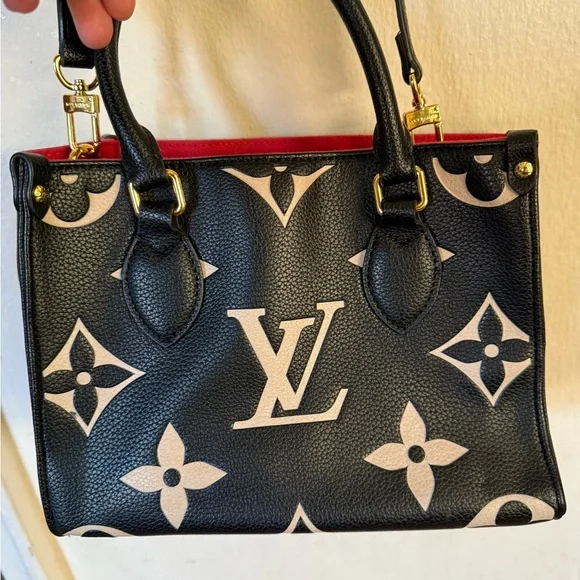 Black and White Jacquard Bag - Picture 4 of 10